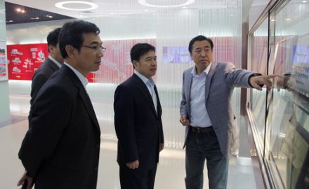 青岛市委副书记王伟到6686体育网页登录调研